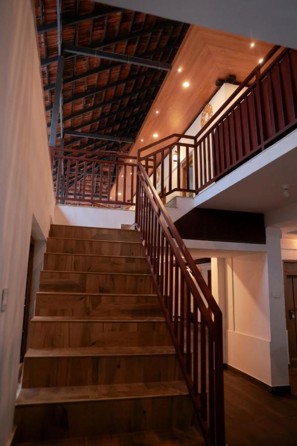 Best Heritage Home Iritti Exterior photo